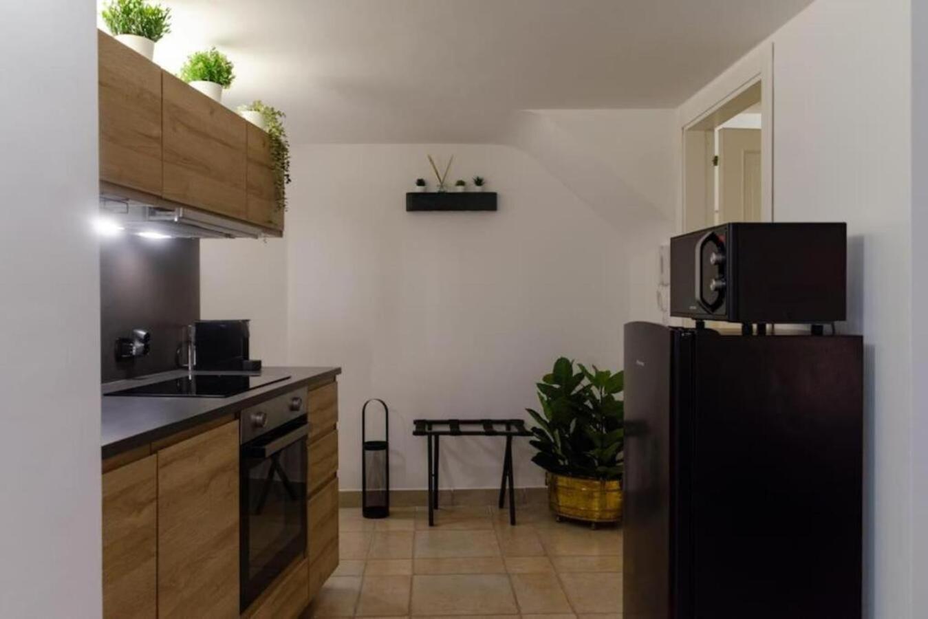 Maison De L'Air - Apt With Jacuzzi Giovinazzo Eksteriør billede