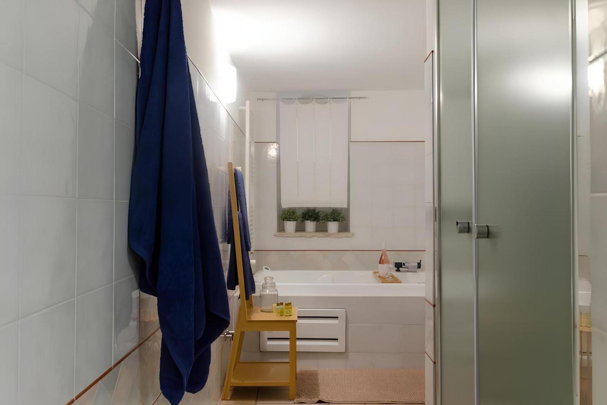 Maison De L'Air - Apt With Jacuzzi Giovinazzo Eksteriør billede